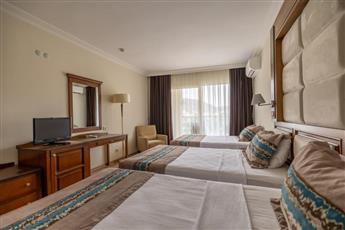 Scala Nuova Beach Hotel 4*