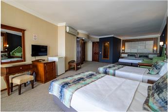 Scala Nuova Beach Hotel 4*