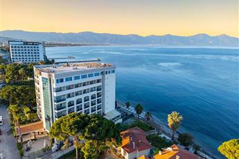 Scala Nuova Beach Hotel 4*