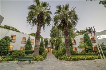 Sea Side Beach Club 3*