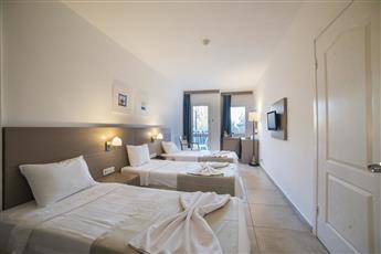 Sea Side Beach Club 3*