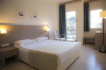 Sea Side Beach Club 3*