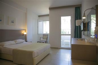 Sea Side Beach Club 3*