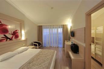 Seaden Corolla Hotel 4*