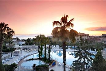 Seaden Corolla Hotel