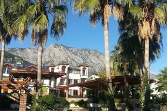 Seagull Hotel 4*
