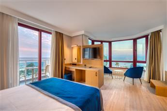 Sealife Kemer Resort 5*