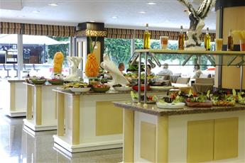 Sealine Hotel