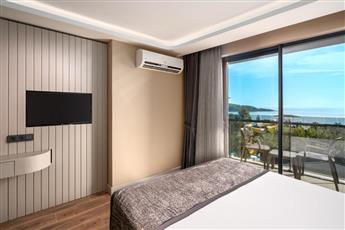 Seaphoria Beach Resort Hotel - Adult Friendly +12