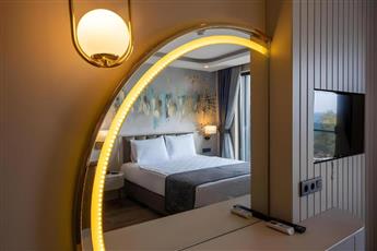 Seaphoria Beach Resort Hotel - Adult Friendly +12