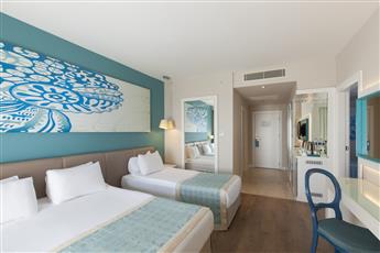 Seashell Resort & Spa