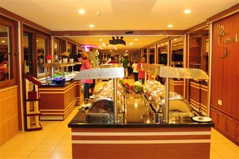 Selenium Hotel