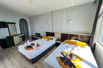 Semt Luna Beach Hotel 3*