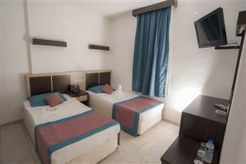 Semt Luna Beach Hotel 3*