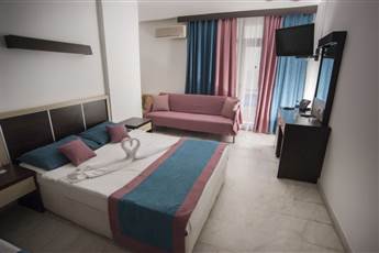 Semt Luna Beach Hotel 3*