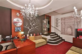 Senatus Hotel 3*