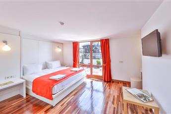Senatus Hotel