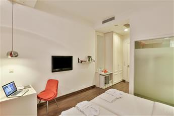 Senatus Hotel