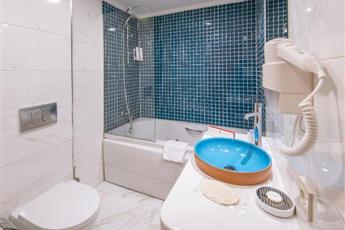 Senatus Hotel