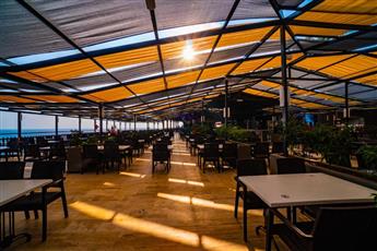 Senza Garden Holiday Club