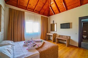 Senza Garden Holiday Club
