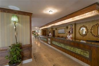 Senza Hotels Grand Santana Hotel 4*