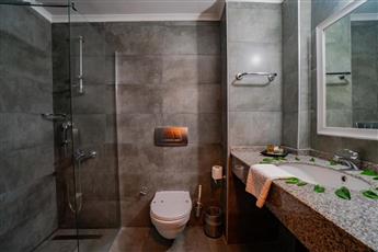Senza Hotels Grand Santana Hotel
