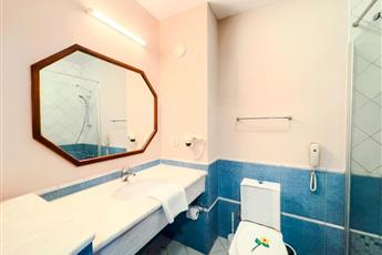 Senza Sunset Beach Hotel 5*