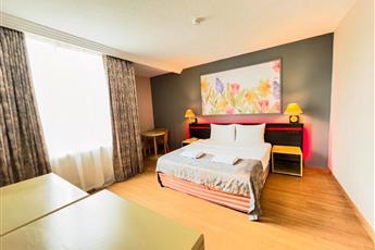 Senza Sunset Beach Hotel 5*