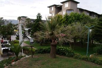 Senza Sunset Beach Hotel
