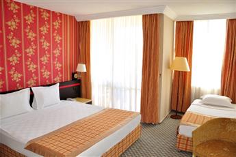 Senza Sunset Beach Hotel