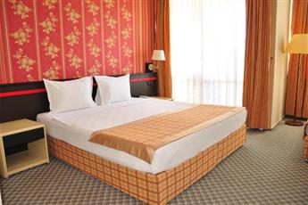 Senza Sunset Beach Hotel