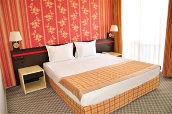 Senza Sunset Beach Hotel
