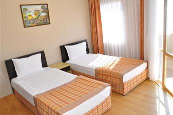 Senza Sunset Beach Hotel