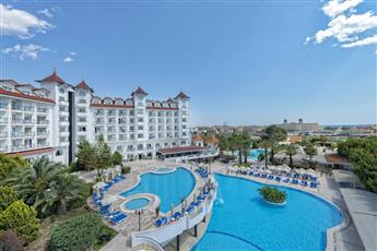 Serenis Hotel