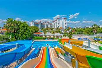 Serenis Hotel