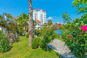 Serenis Hotel