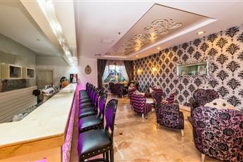 Serenis Hotel