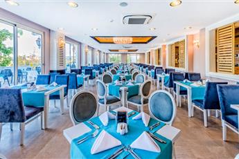 Serenis Hotel