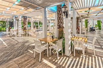 Serenis Hotel