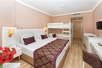Serenis Hotel