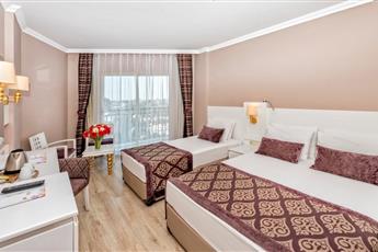 Serenis Hotel