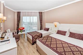 Serenis Hotel