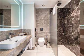 Serenity Queen Hotel 5*