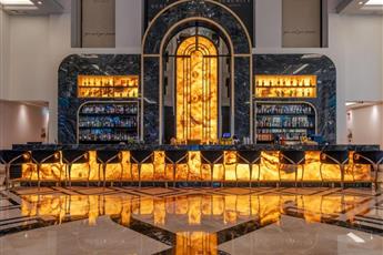 Serenity Queen Hotel