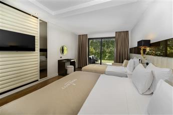Serenity Queen Hotel