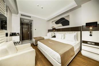 Serenity Queen Hotel