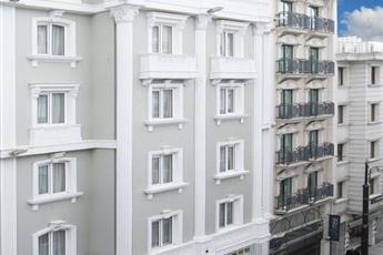 Seres Hotel Old City 4*