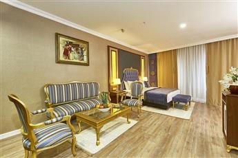 Seres Hotel Old City 4*