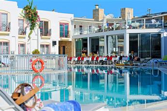 Serpina Hotel - Adults Only 16+
